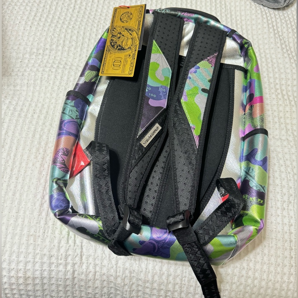 brand new with tags!! zumiez backpack!